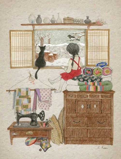 девочка и кот сидят дома и смотрят в окно